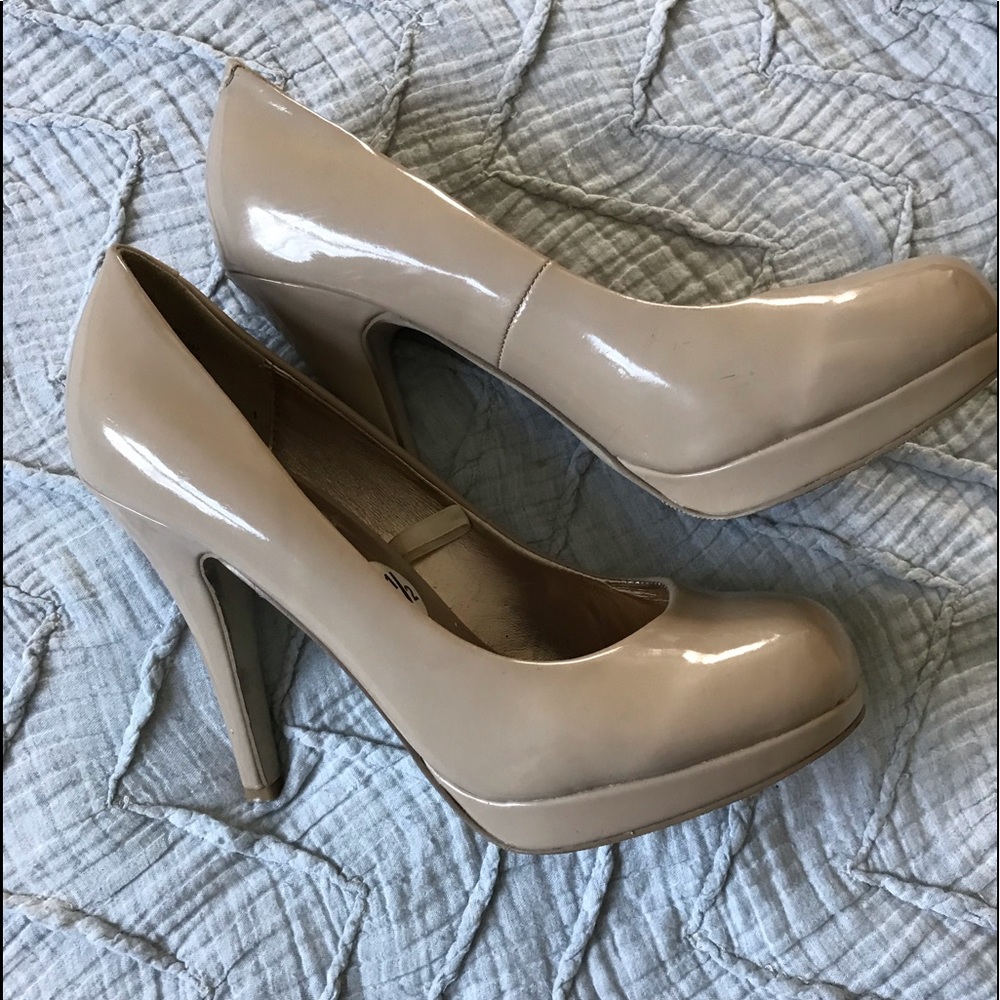 Steve Madden/ Madden Girl Nude Heels